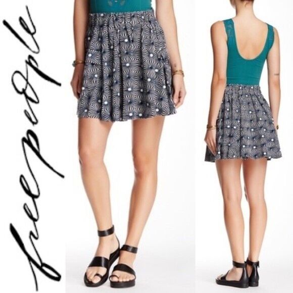 Free People So Much Sun Pleated Skater A Line Mini Graphic Print Pocket Skirt XS - Picture 2 of 8